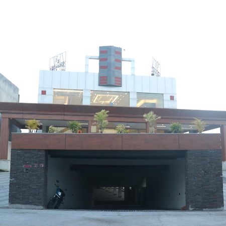 Pt Moolraj Residency Otel Una  Dış mekan fotoğraf