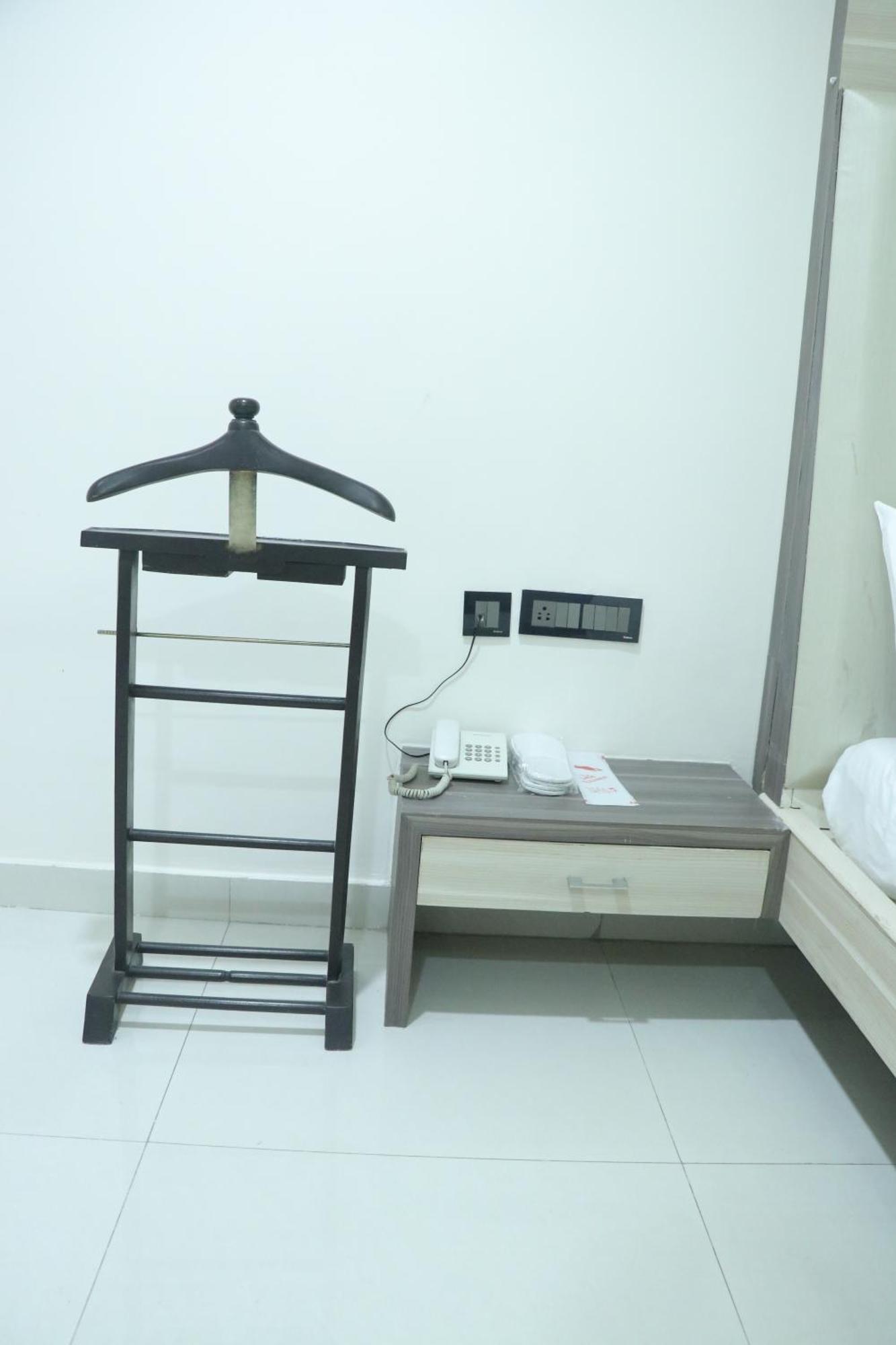 Pt Moolraj Residency Otel Una  Dış mekan fotoğraf